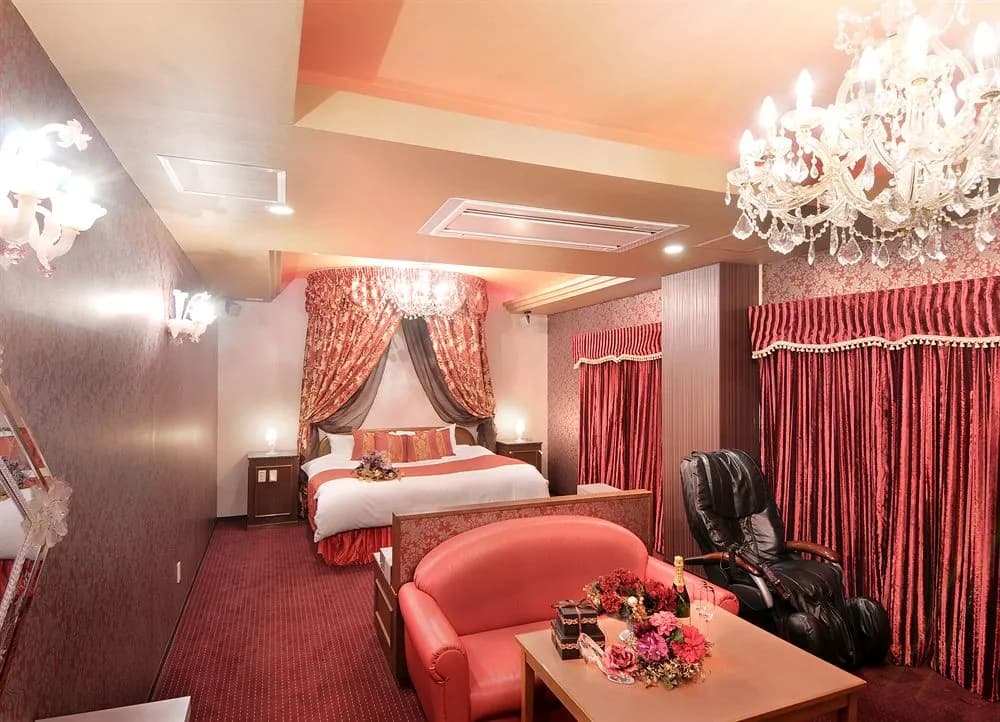 Hotel Chapel Cinderella - photo 5