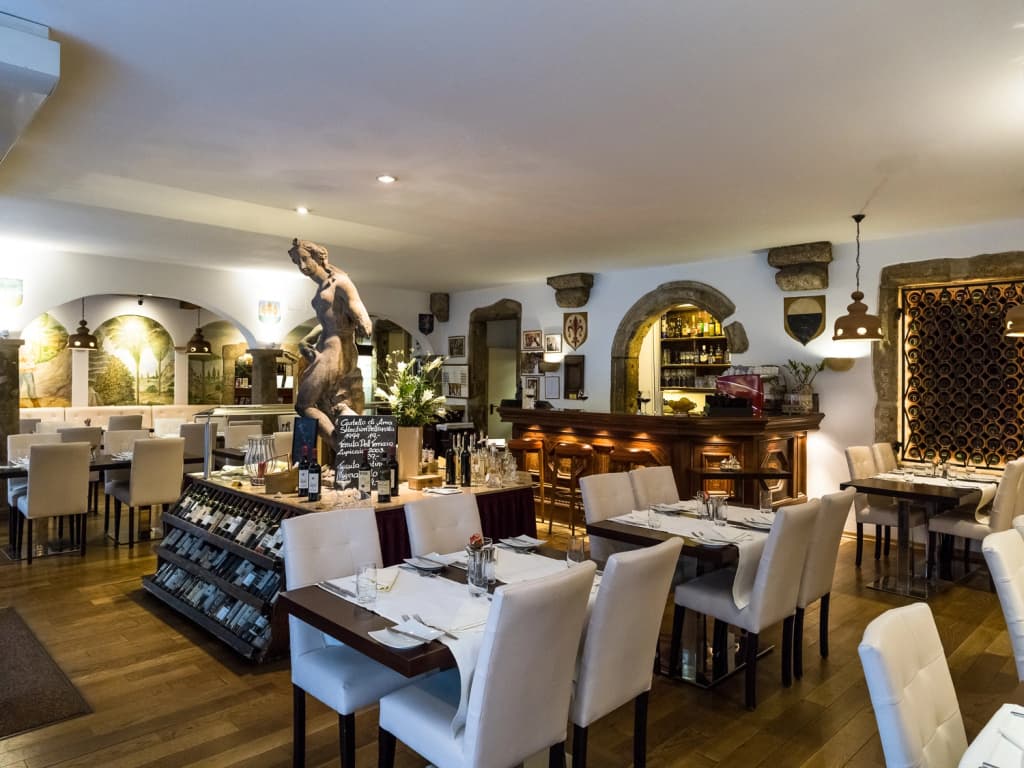 Hotel Royal - photo 17