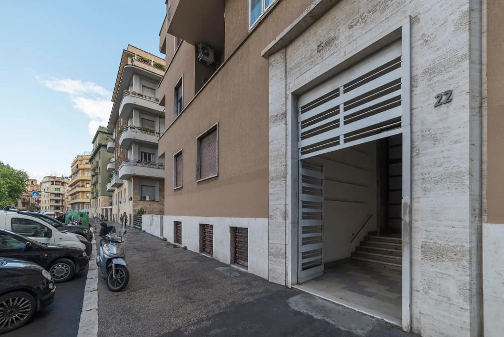 Tiber Stylish Apartment - photo 2