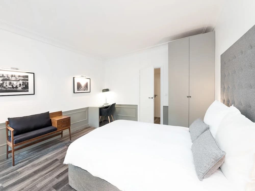 LUX 3 & 4 BDR Montmartre I by Livinparis - photo 4