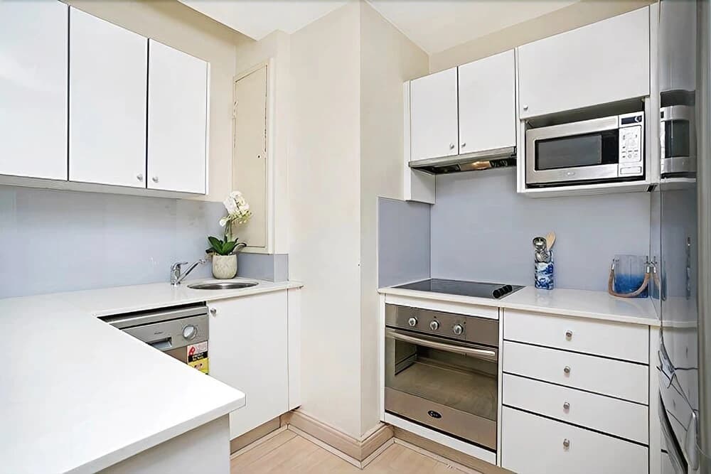 The Apartment Service CL405 - photo 7