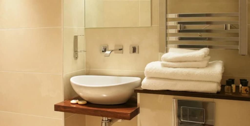 The Jade Hotel - photo 12