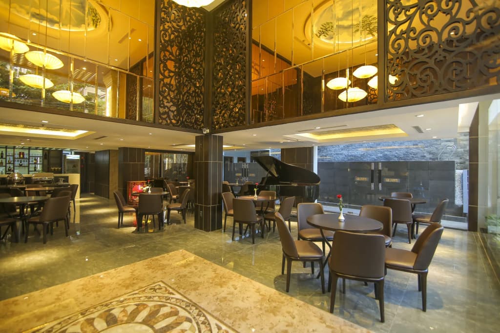 Palazzo Luxury Hotel - photo 25