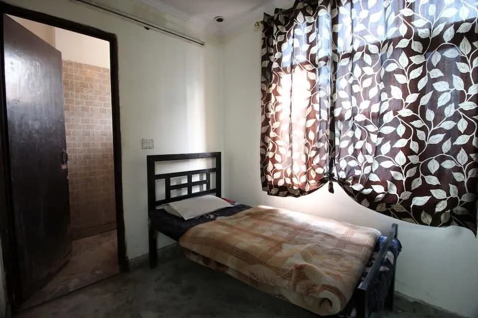 Hotel Sahil Deluxe - photo 3