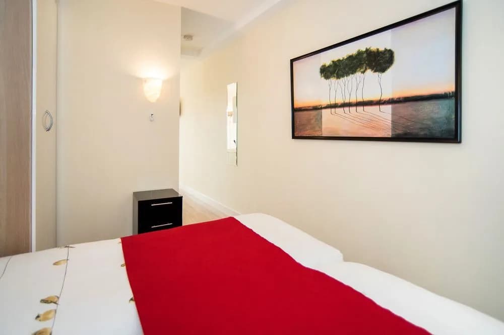 Midtown Hotel Triple Room - photo 2