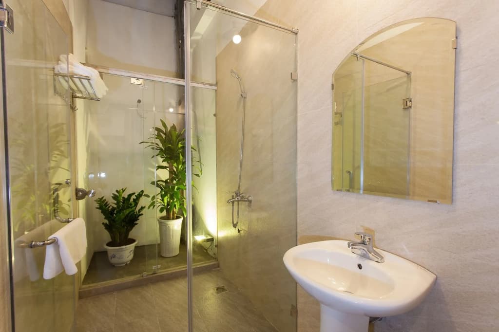 Luxury Backpackers - photo 8