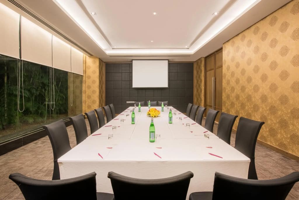 Crowne Plaza New Delhi Rohini by IHG - photo 19