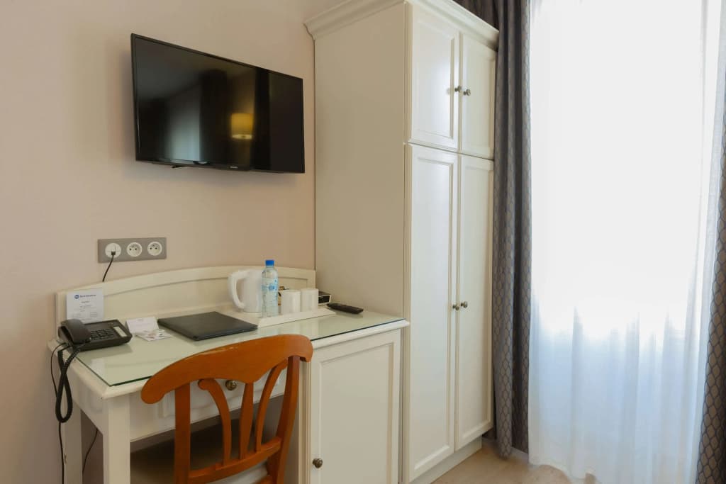 Best Western Au Trocadero - photo 3