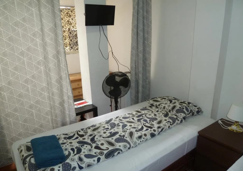 Midtown Guest House - photo 11