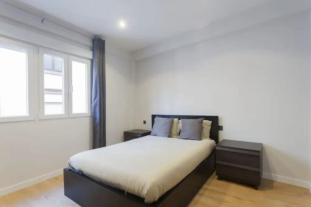Apartment off Gran Via - photo 2