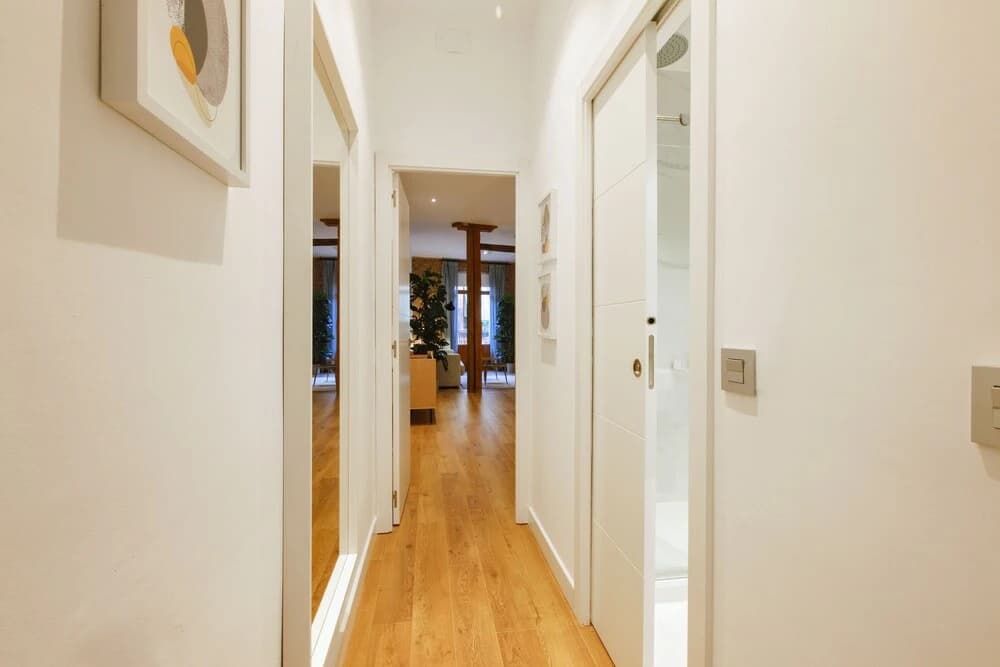 Madrid Centric VI by Madflats Collection - photo 15
