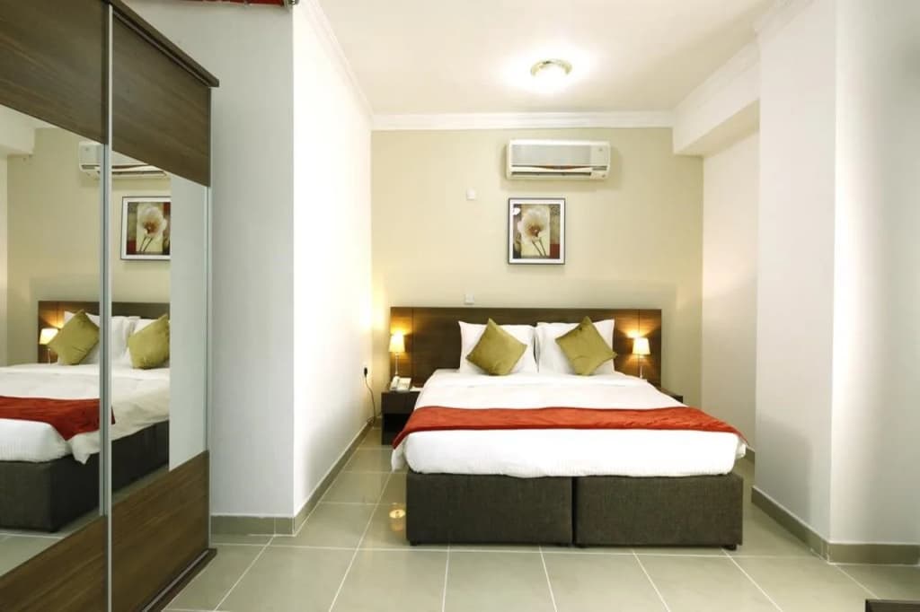 Lavilla Inn - photo 5