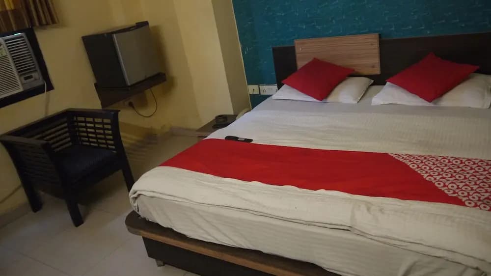 Hotel Durga Deluxe - photo 7