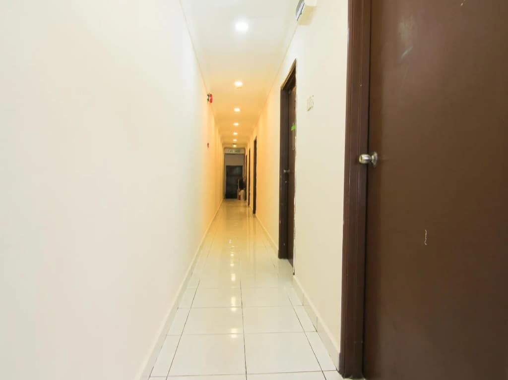 OYO 1002 Hotel Sahara Inn Batu Caves - photo 10