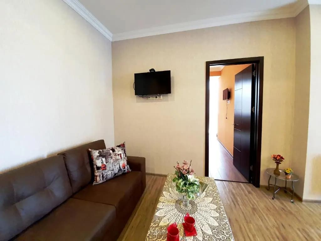 Fantaflat Old Tbilisi Apartment - photo 2