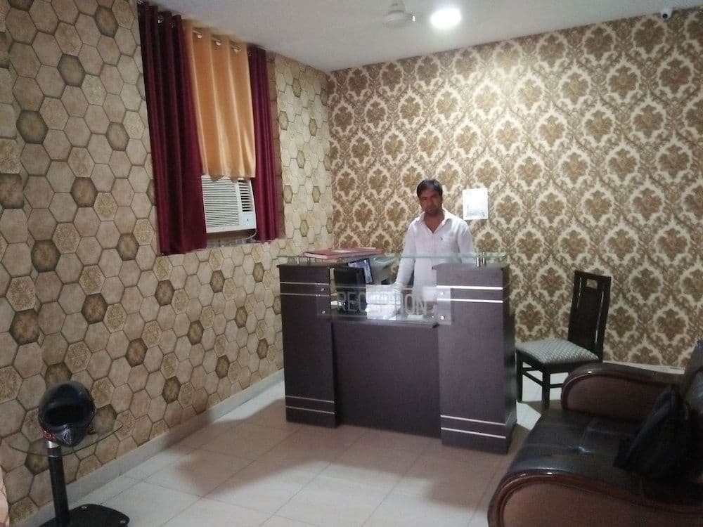 SRM Hotel Ashoka Palace - photo 16