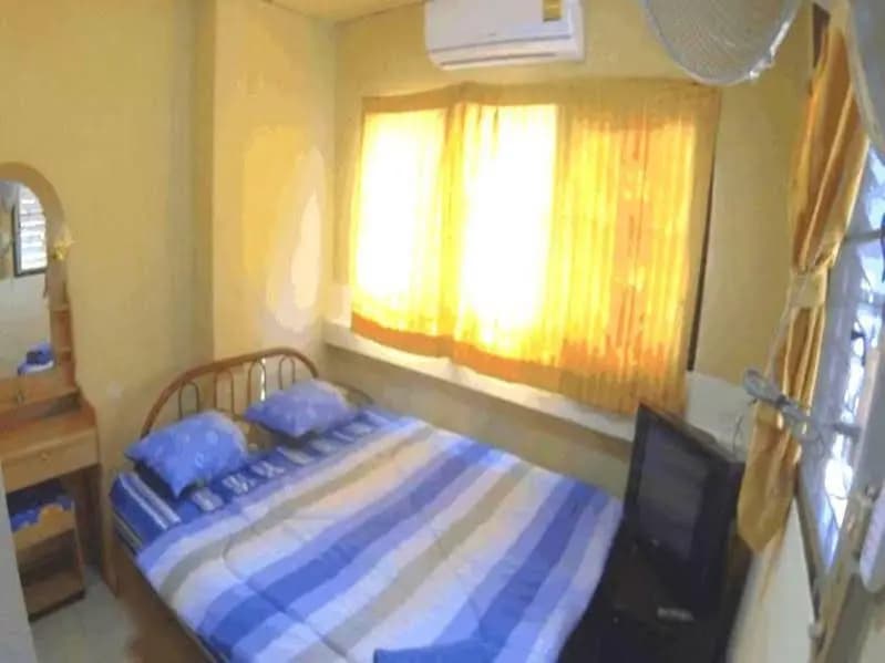 Nuan Cofe and Guesthouse - photo 3