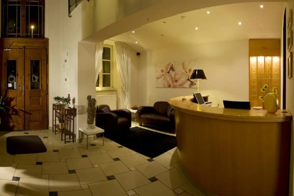 Hotel Andel - photo 2