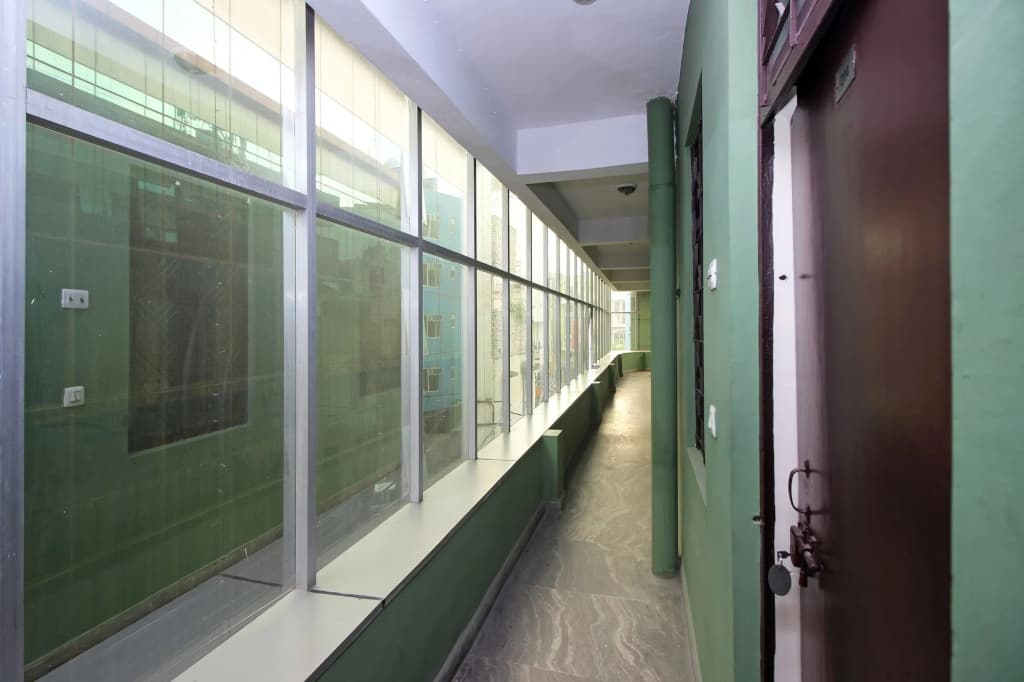 OYO 9148 Hotel Global Inn - photo 12