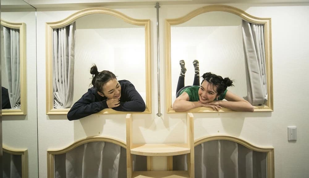 Alice in the Mirror Hostel - photo 10