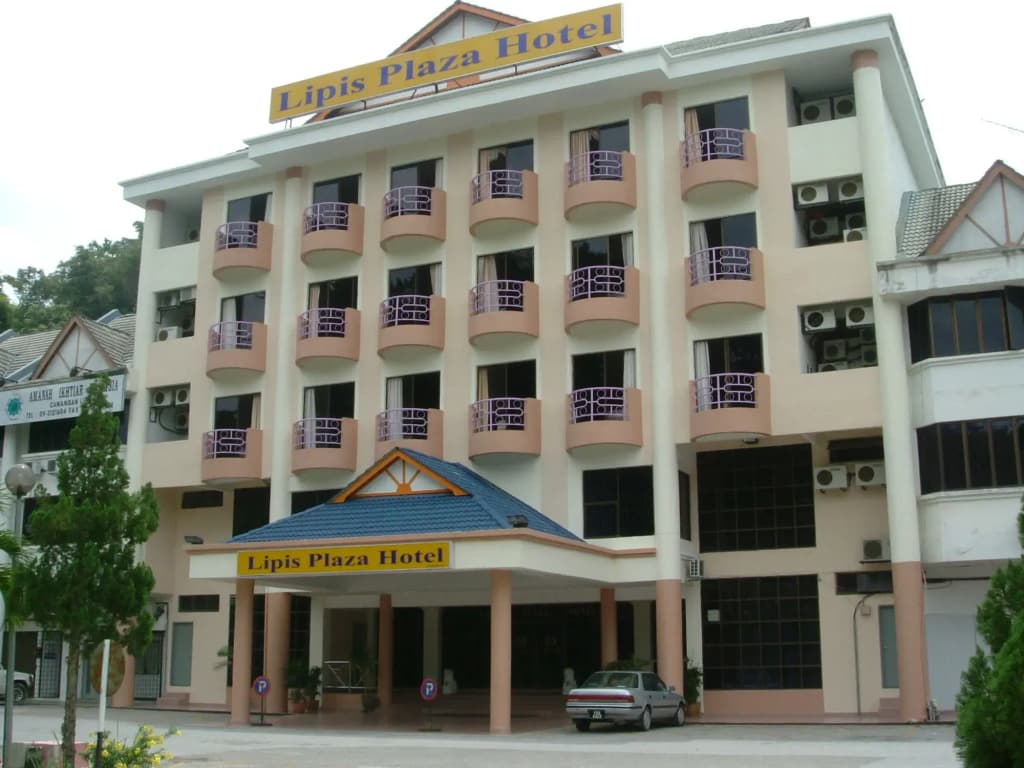 Lipis Plaza Hotel - main photo