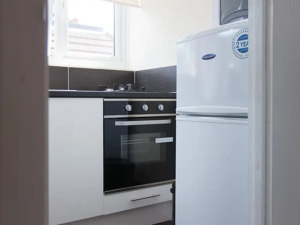 Private Studio in Harrow Flat 3 - photo 14