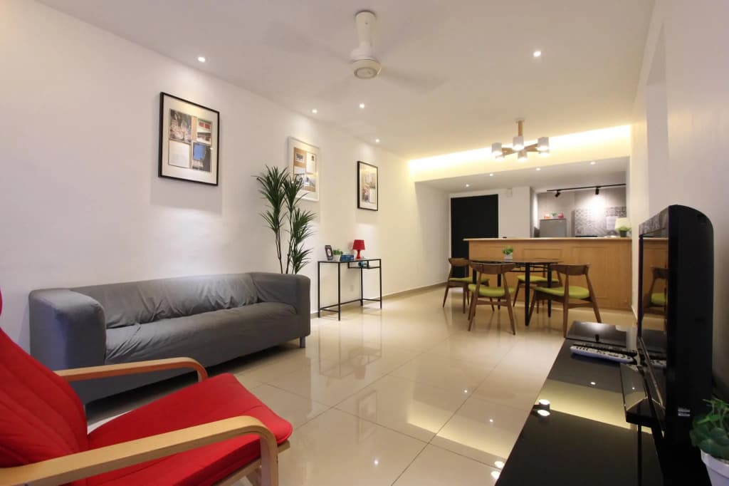 Vista Horizon Condo - main photo
