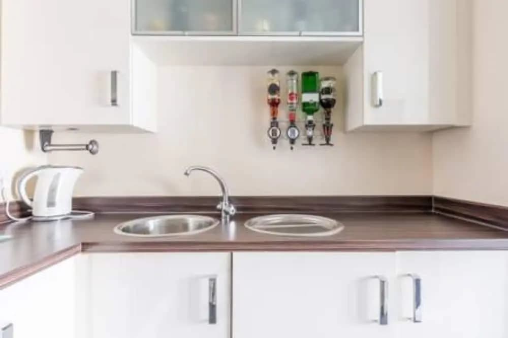 Modern 2 Bedroom Property in Stylish Complex - photo 13