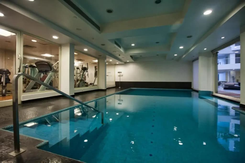 Avalon Courtyard Residence Suites - photo 8