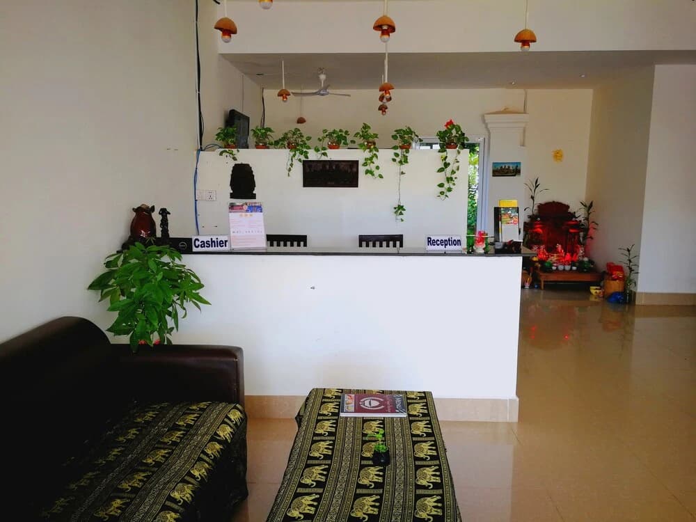 Huylin Angkor Boutique - photo 2