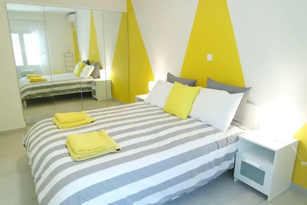 Hilton Hotel Area-Renovated Apt in Central Area - photo 4