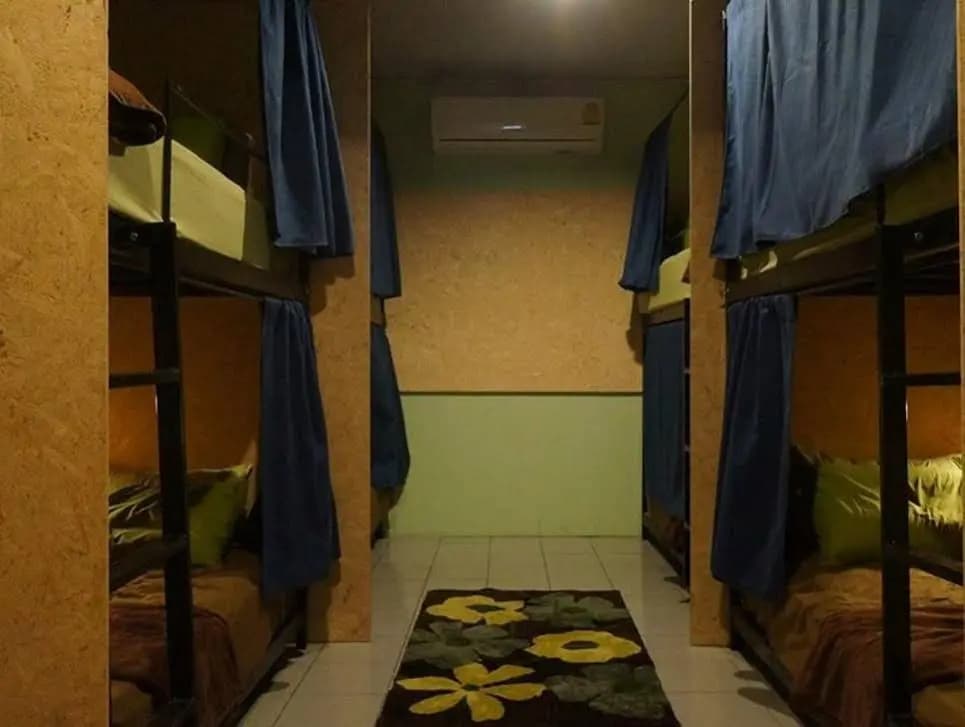 The Pillows Backpackers Inn - photo 4