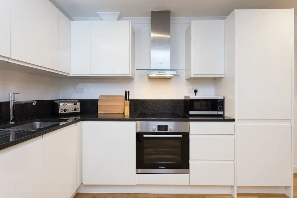 2 Bedroom Flat in Limehouse Sleeps 4 Guests - photo 9