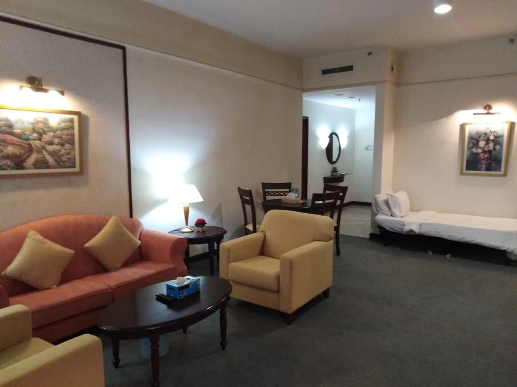 Ridge Service Suites - photo 5