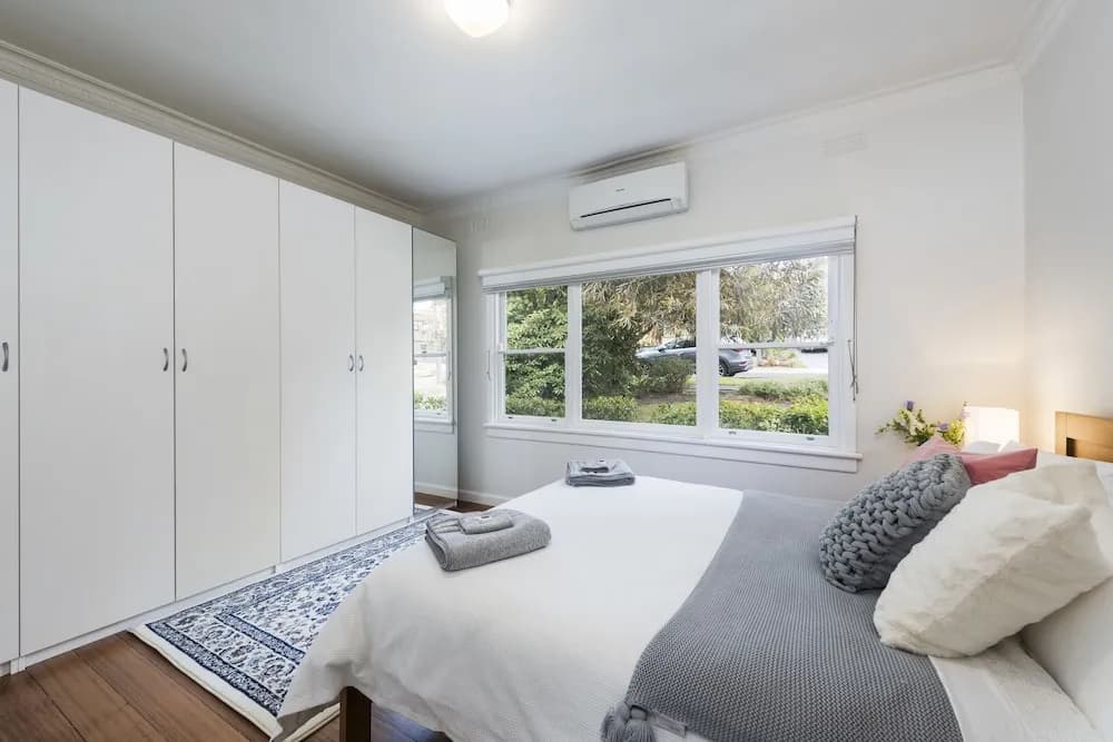 Hillside House - photo 3