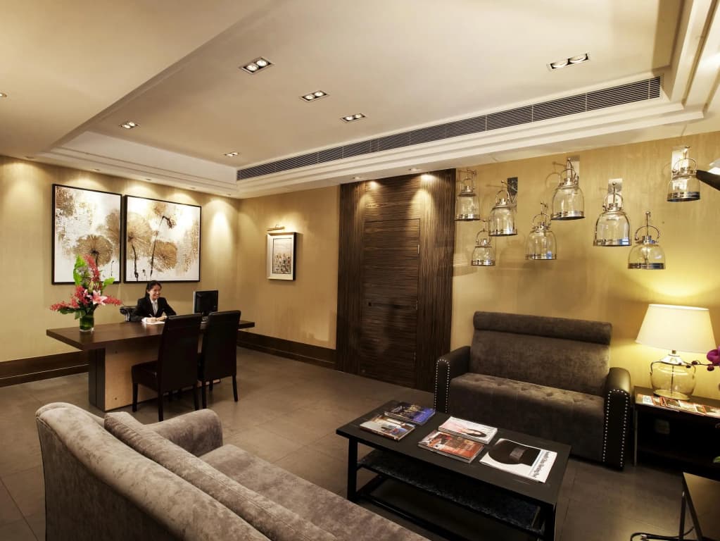 Xi Hotel - photo 2