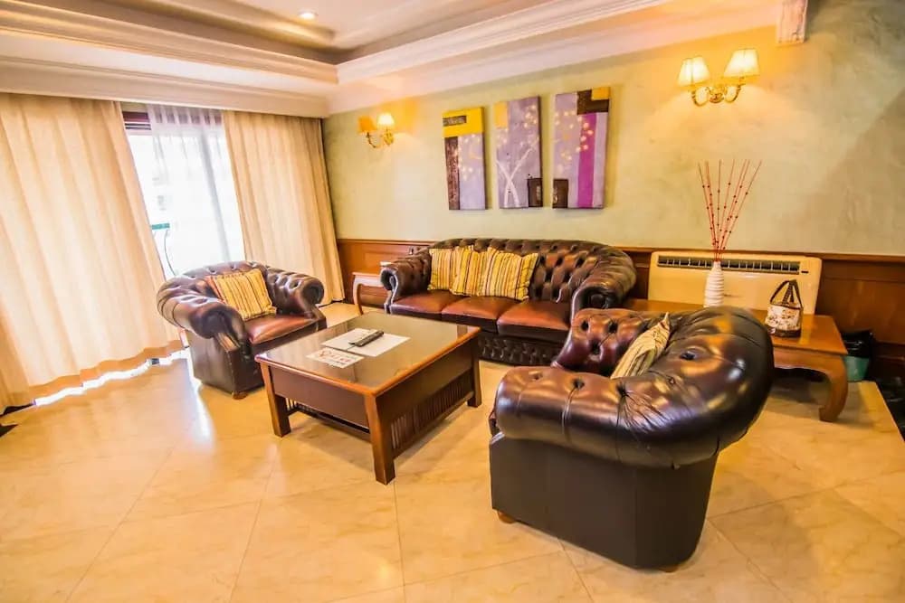 Marina Travellers Suite Marina Court - photo 13