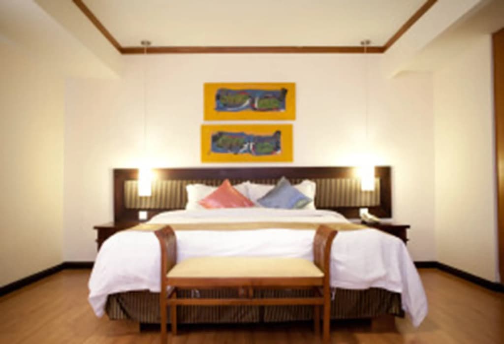 Kemena Plaza Hotel - photo 6