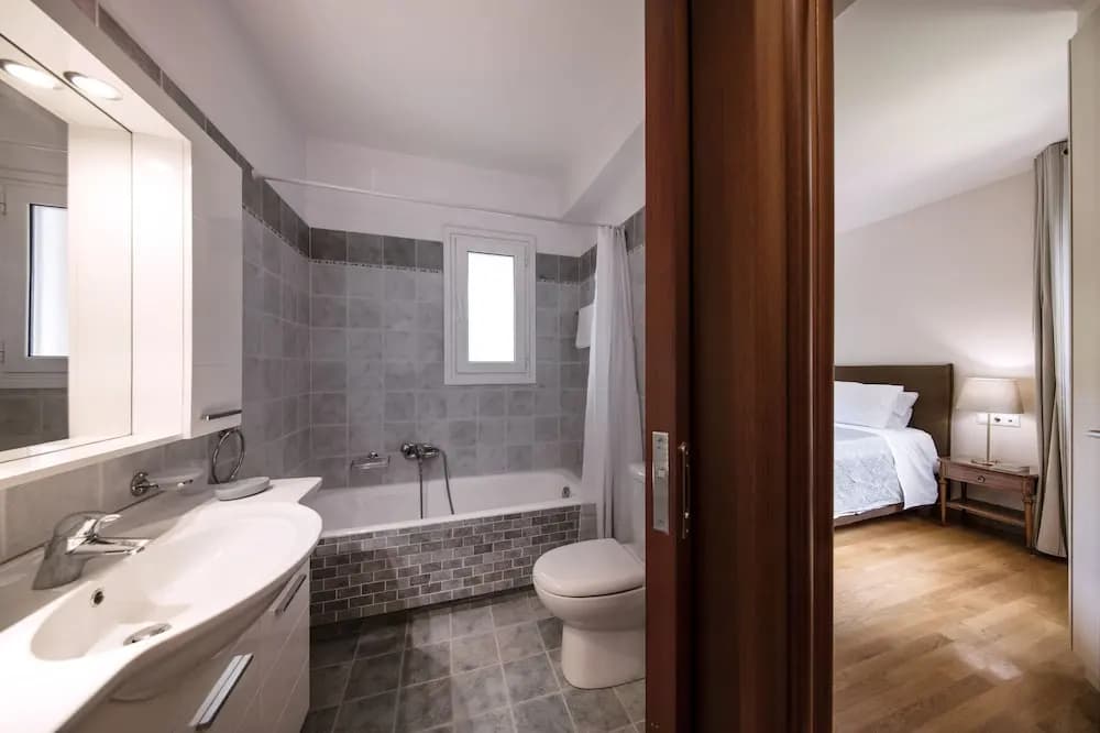 Two Bedroom apt 2' to Acropolis museum - photo 9