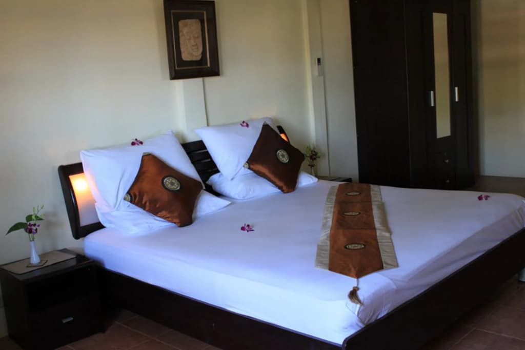 The Waterfront Hotel at Fisherman's Village - photo 4