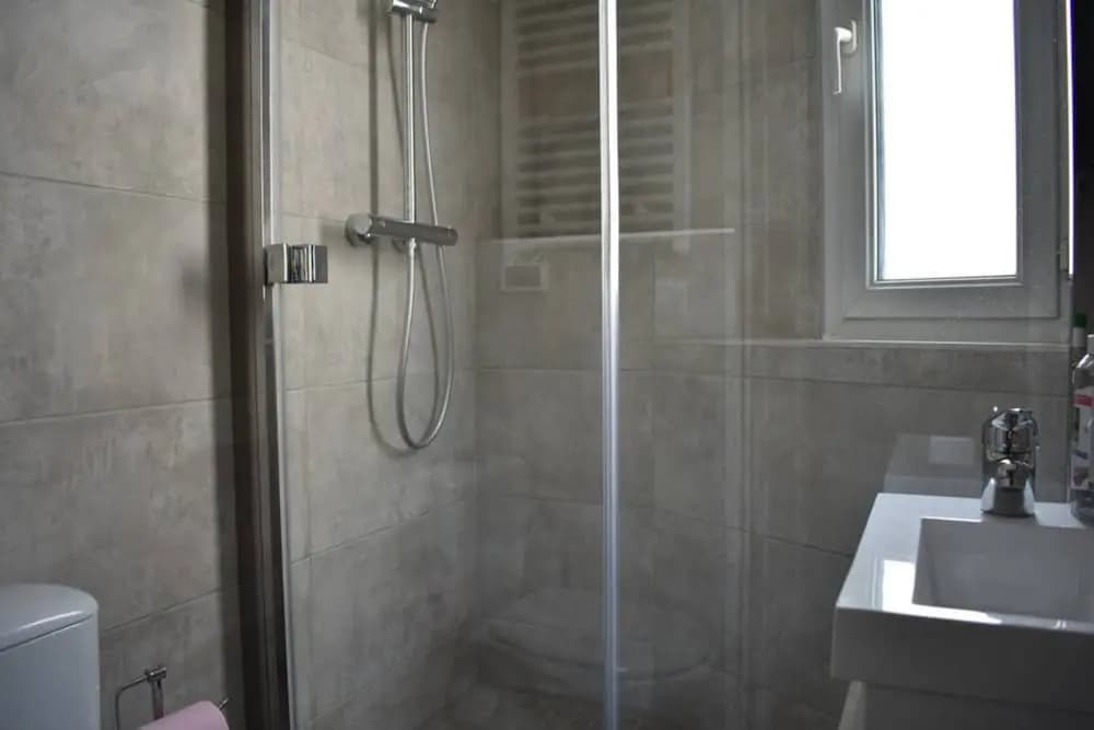 Renovated Studio Near Buttes Chaumont - photo 9