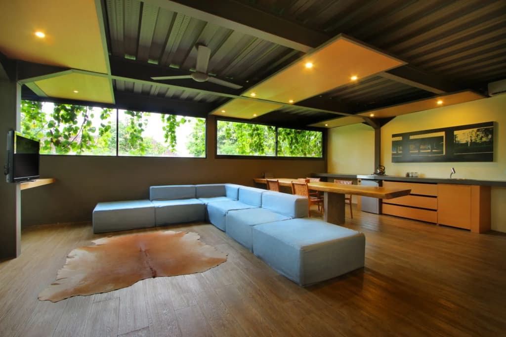 Clio Apartments - photo 2