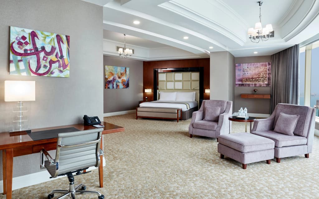 Best Plaza Hotel West Bay - photo 45