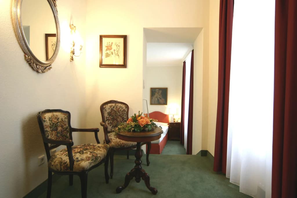 Hotel Regina - photo 17