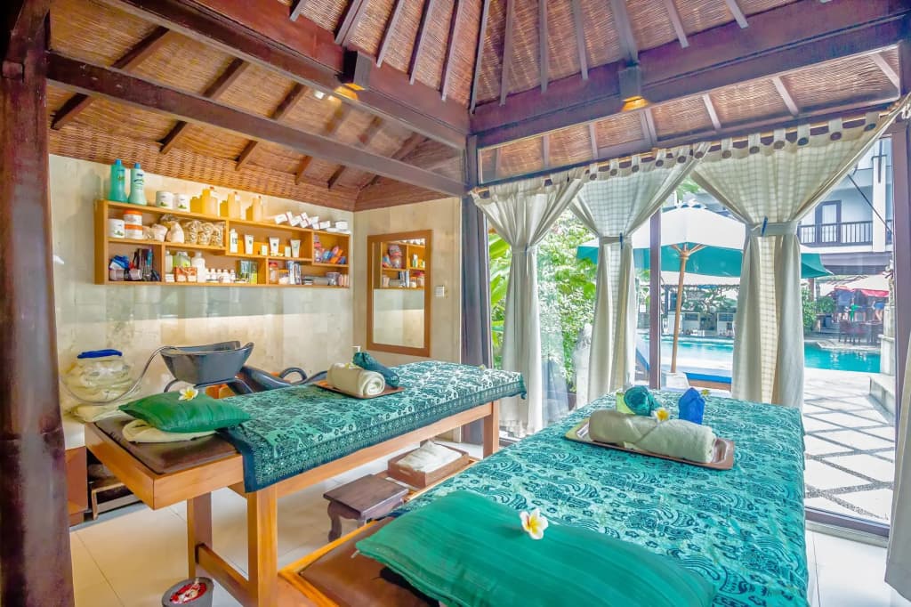The Lokha Legian Resort & Spa - photo 5