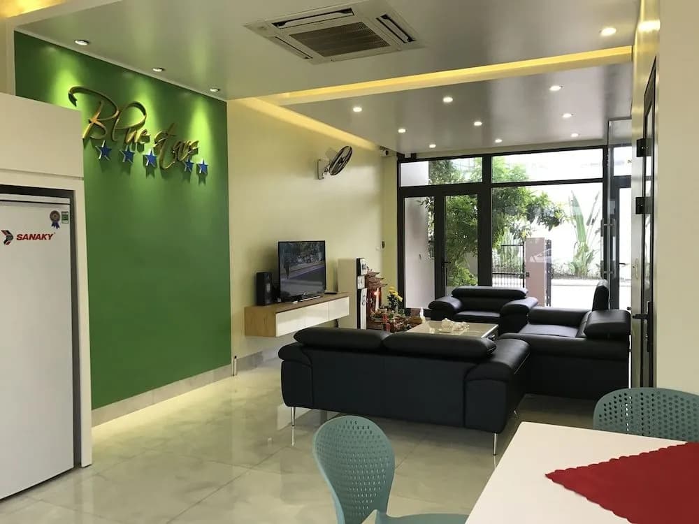 Blue Star Hotel - photo 2