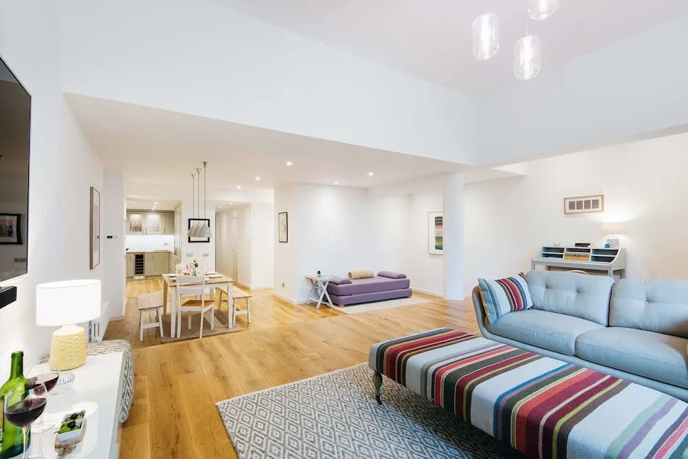 The Earl's Court Square Garden Apartment - ALBS - photo 2