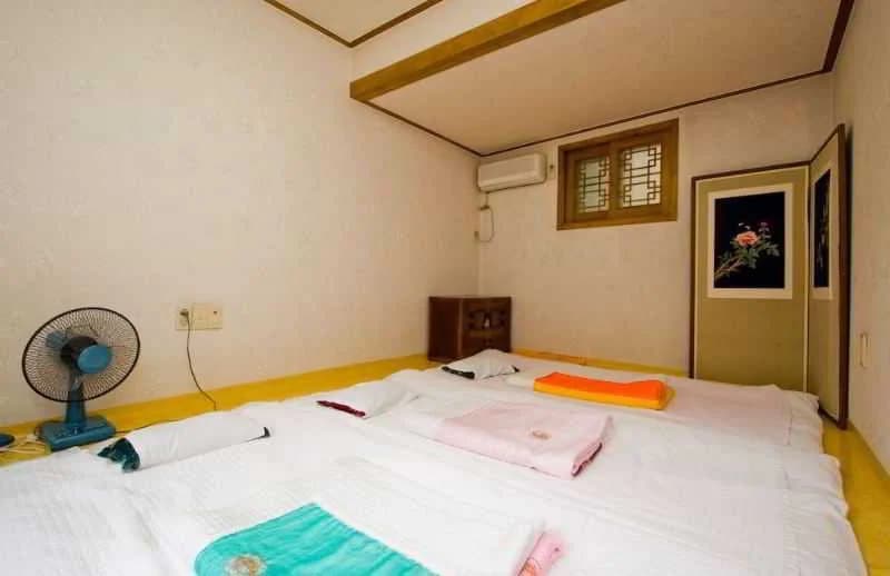 Friends House - photo 2