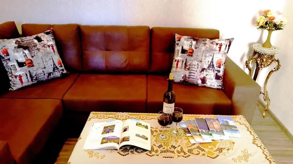 Fantaflat Old Tbilisi Apartment - photo 9