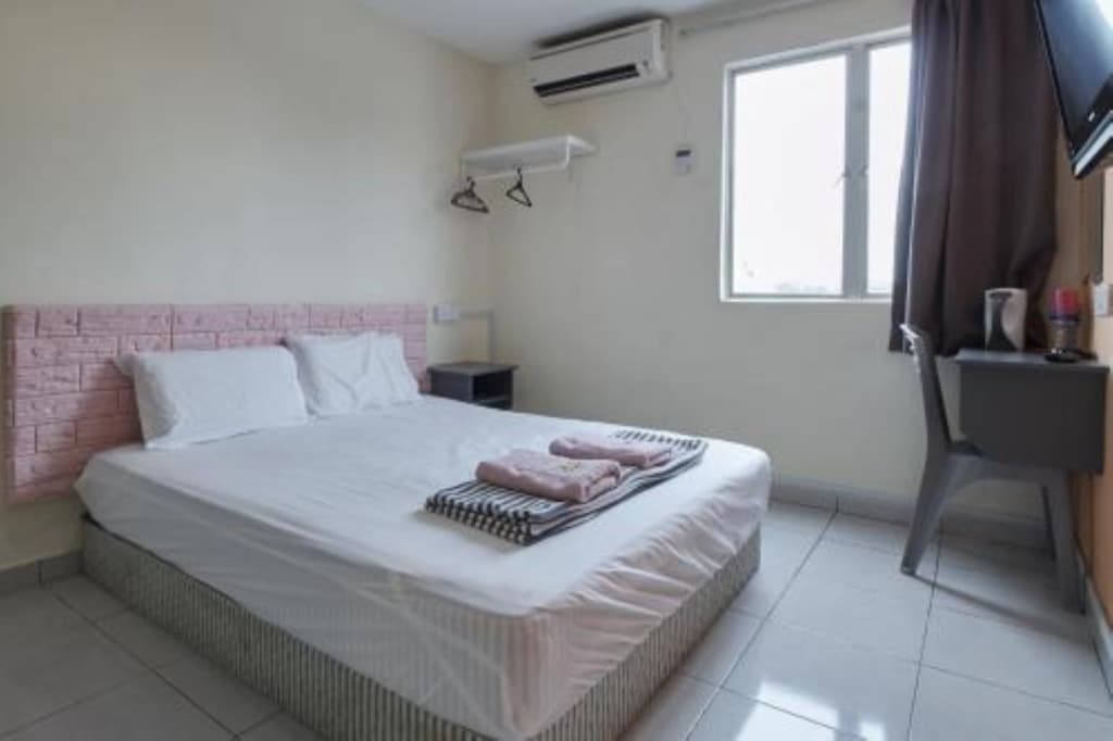 Putra Kajang Star Hotel - photo 4